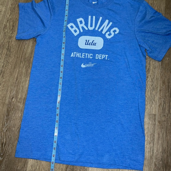 UCLA Bruins Athletic Dept Nike T-Shirt men’s Small - Picture 3 of 6